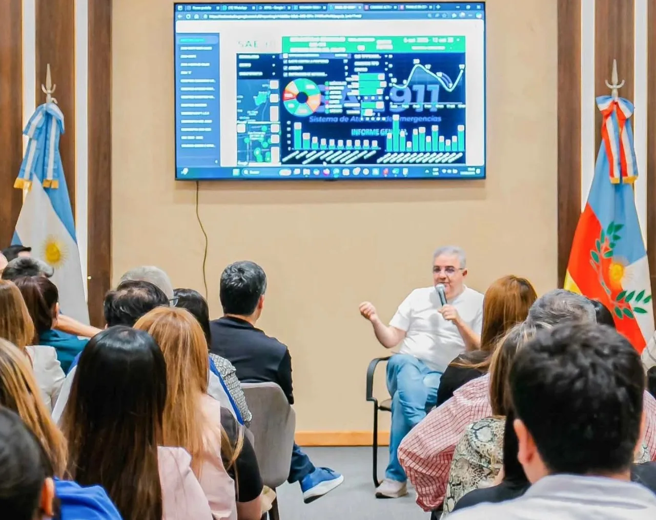 Catamarca: el gobernador Jalil se reunió sus funcionarios de distintas áreas para implementar jornada completa en las escuelas y poner foco en Seguridad y Salud