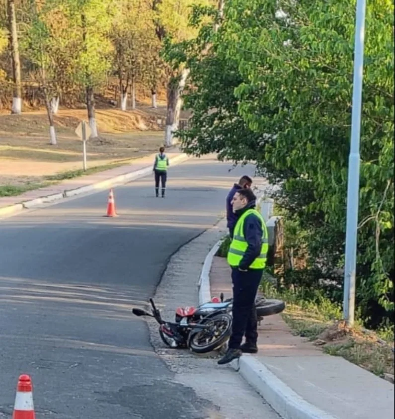 Catamarca: derrapó una moto en Los Varela, y dos personas fueron hospitalizadas