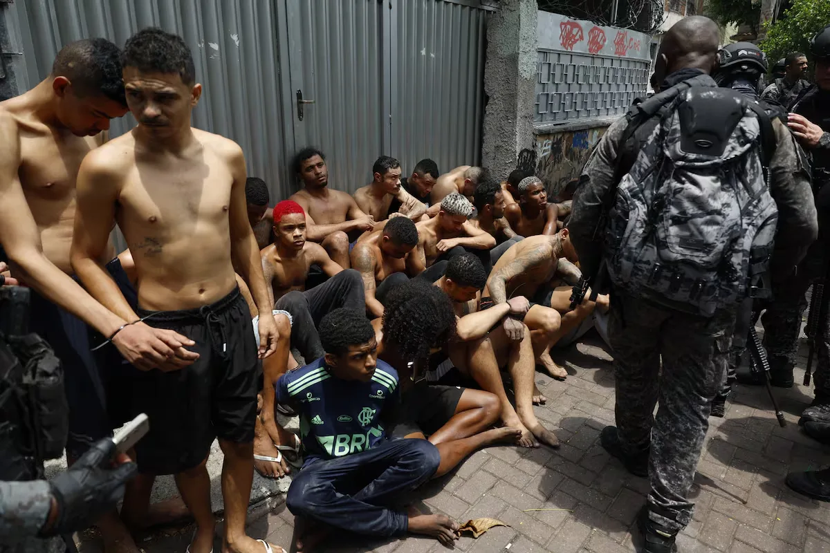 Al menos 60 muertos y decenas de detenidos en Brasil por una megaoperación contra el crimen organizado en Río de Janeiro