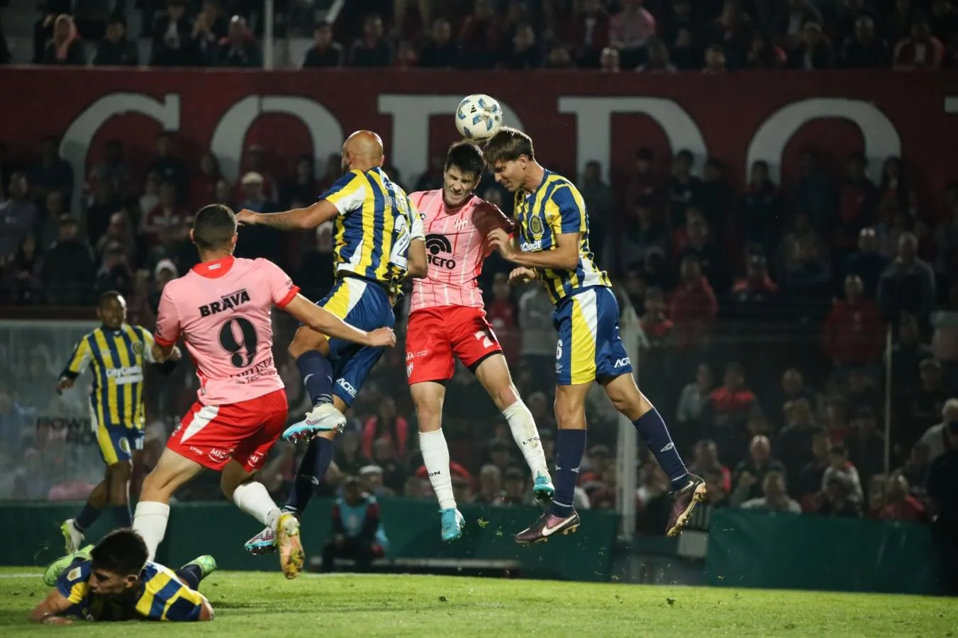 Hoy viernes inicia una nueva fecha del Torneo Clausura: días, horarios y TV de todos los partidos