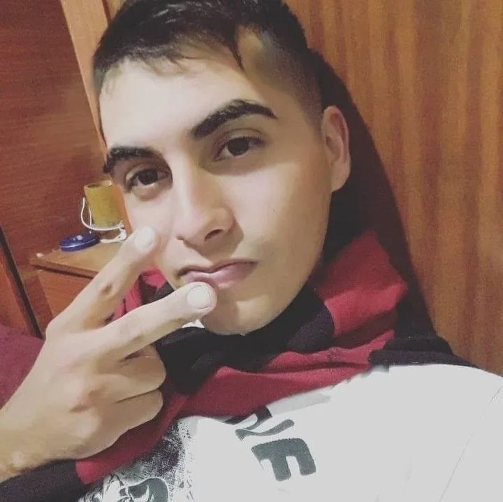 Dolor en Radio TV Valle Viejo: el joven que murió al volcar con un auto en Capayán, es hijo de nuestro compañero Gustavo Fuentes