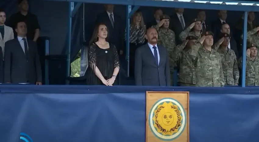 Gildo Insfrán difundió una foto junto a Victoria Villarruel en un acto por el aniversario del ataque de Montoneros en Formosa