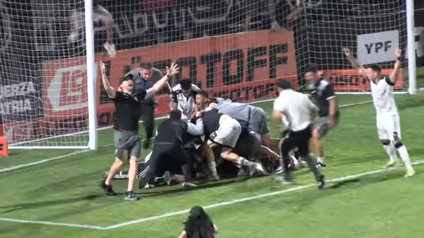 Gimnasia de Mendoza venció a Deportivo Madryn en los penales en una final inolvidable y ascendió a la Liga Profesional