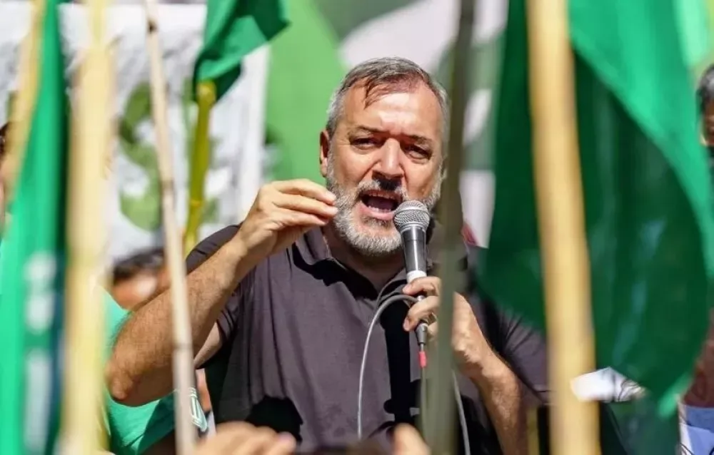 Denuncia de ATE: “El Gobierno blanqueó la incorporación de militantes libertarios con remuneraciones extraordinarias”