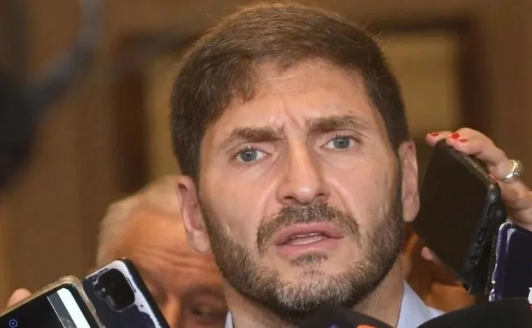 El gobernador Pullaro fue el gran derrotado en Santa Fe: la ola violeta superó el 40%