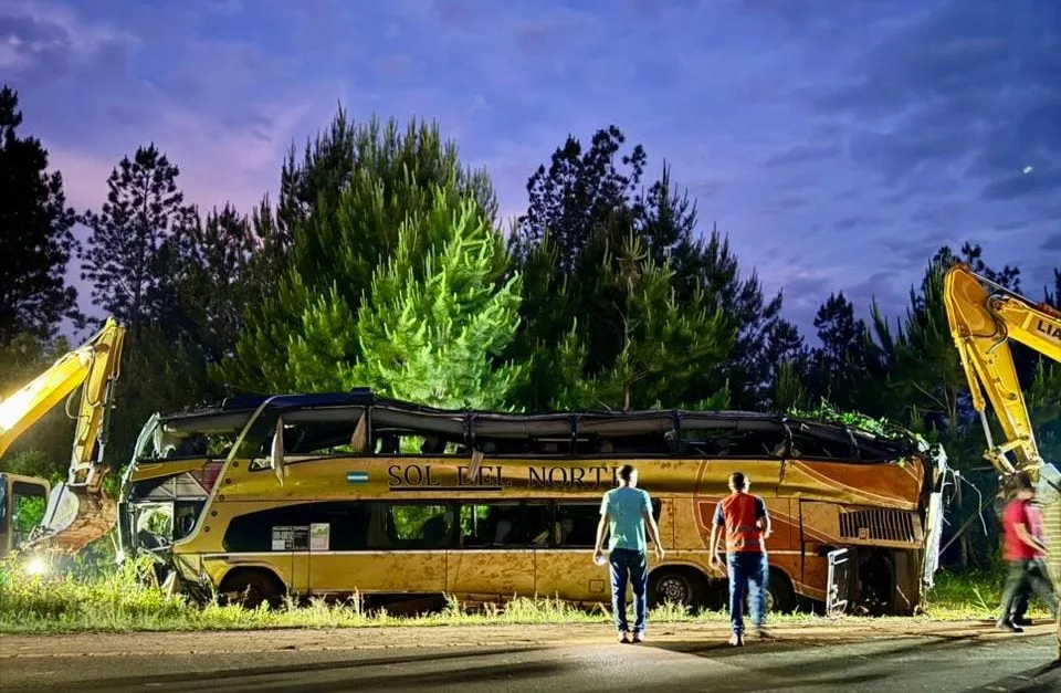 La Policía investiga el audio que mandó el automovilista que habría provocado la tragedia en Misiones que se cobró la vida de 9 jóvenes