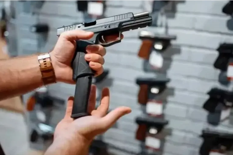 Nuevos requisitos para la tenencia de armas con cargadores extraíbles: qué cambia