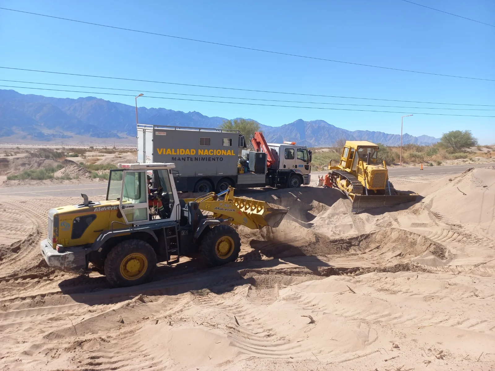 Catamarca: Vialidad Nacional continúa la limpieza de alcantarillas entre Tinogasta y Fiambalá