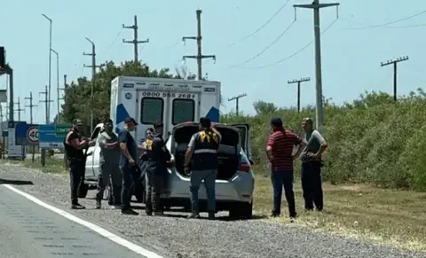 Detienen a un santiagueño que transportaba dos kilos de cocaína en la ambulancia de una funeraria