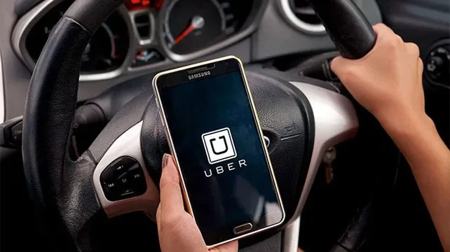 Catamarca regularizó el servicio de Uber y otras las plataformas de viajes: las motos, afuera