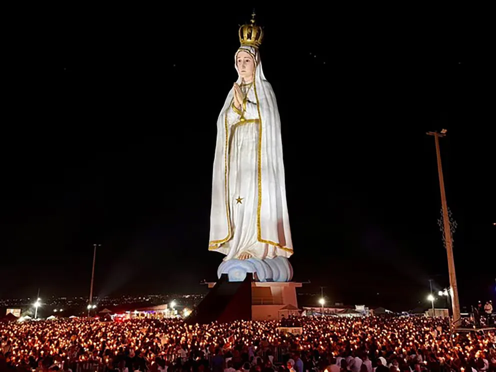 La imponente estatua de la Virgen María que inauguraron en Brasil, y es más grande que el Cristo Redentor