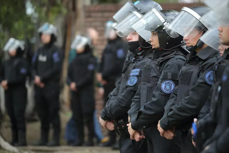 Cuánto gana el personal de la Policía Federal Argentina en noviembre de 2025